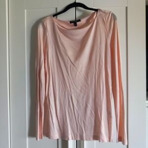 π 2/$10 NWOT Banana Republic Tee